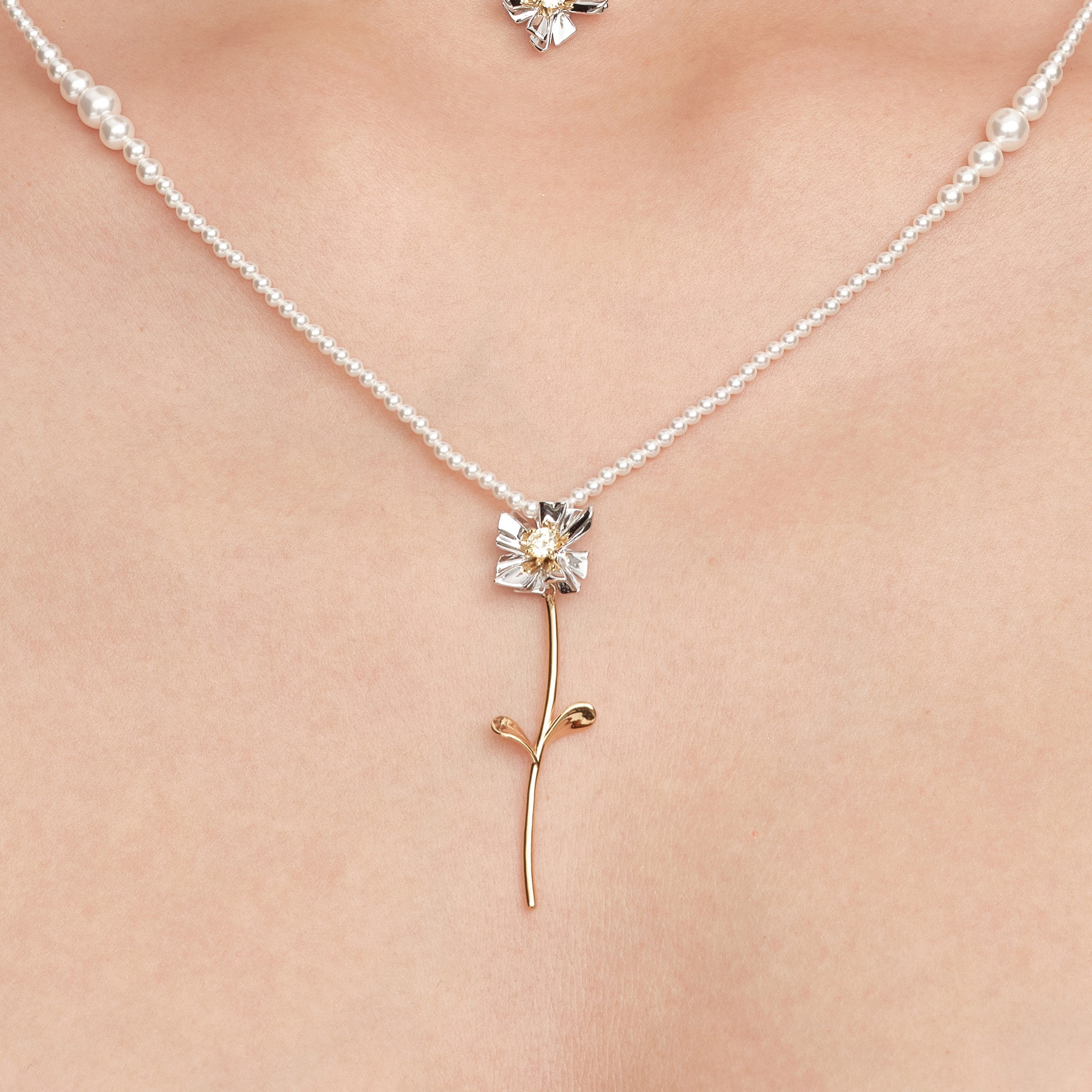 Ripple / Square Flower Pearl Chain Necklace mysite